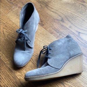 j.crew  wedge suede gray 8 j crew wedges grey wedges suede shoes
